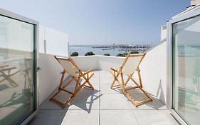 Lapa 84 - Seafront House